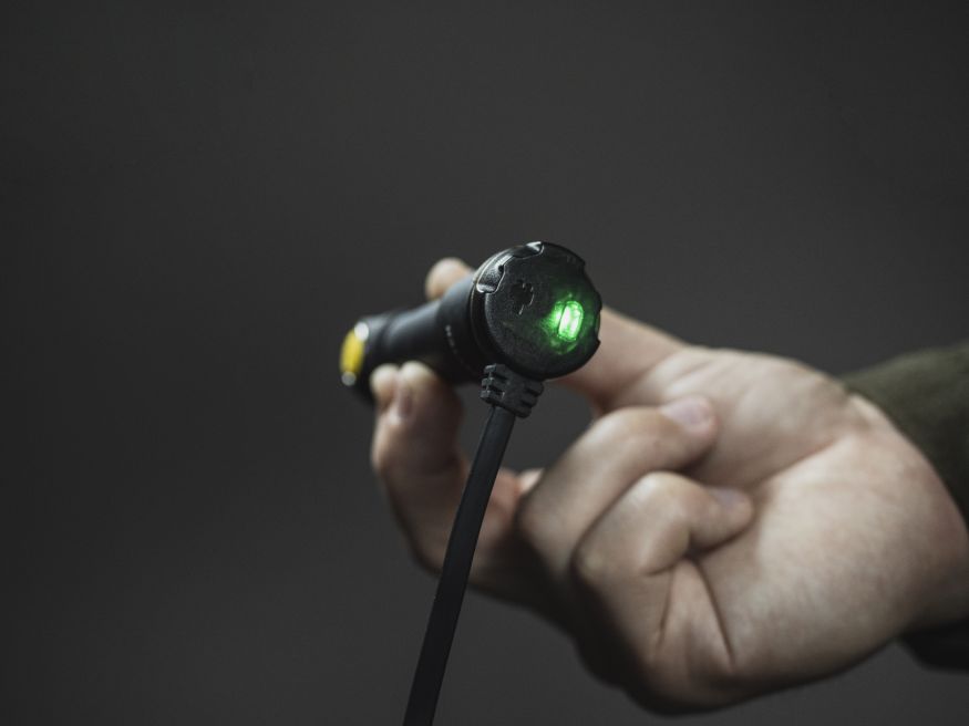 Armytek Prime C2 Magnet USB (теплый свет)